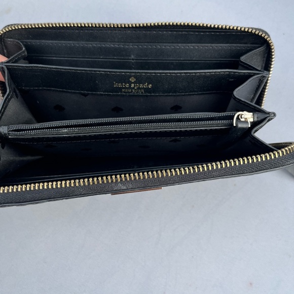 kate spade Penn Place Embossed Neda Wallet Excellent Condition Zip Around Wallet - Picture 5 of 7